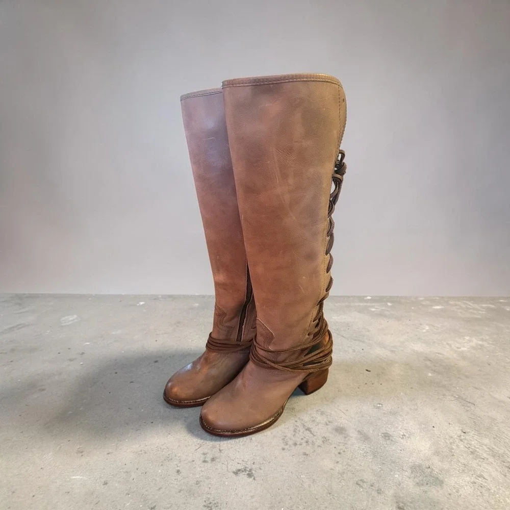 Freebird Coal knee high leather lace up distressed boots size 8